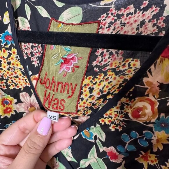 Johnny Was Size XS Long Sleeve V-Neck Floral Tunic Boho - Picture 3 of 4